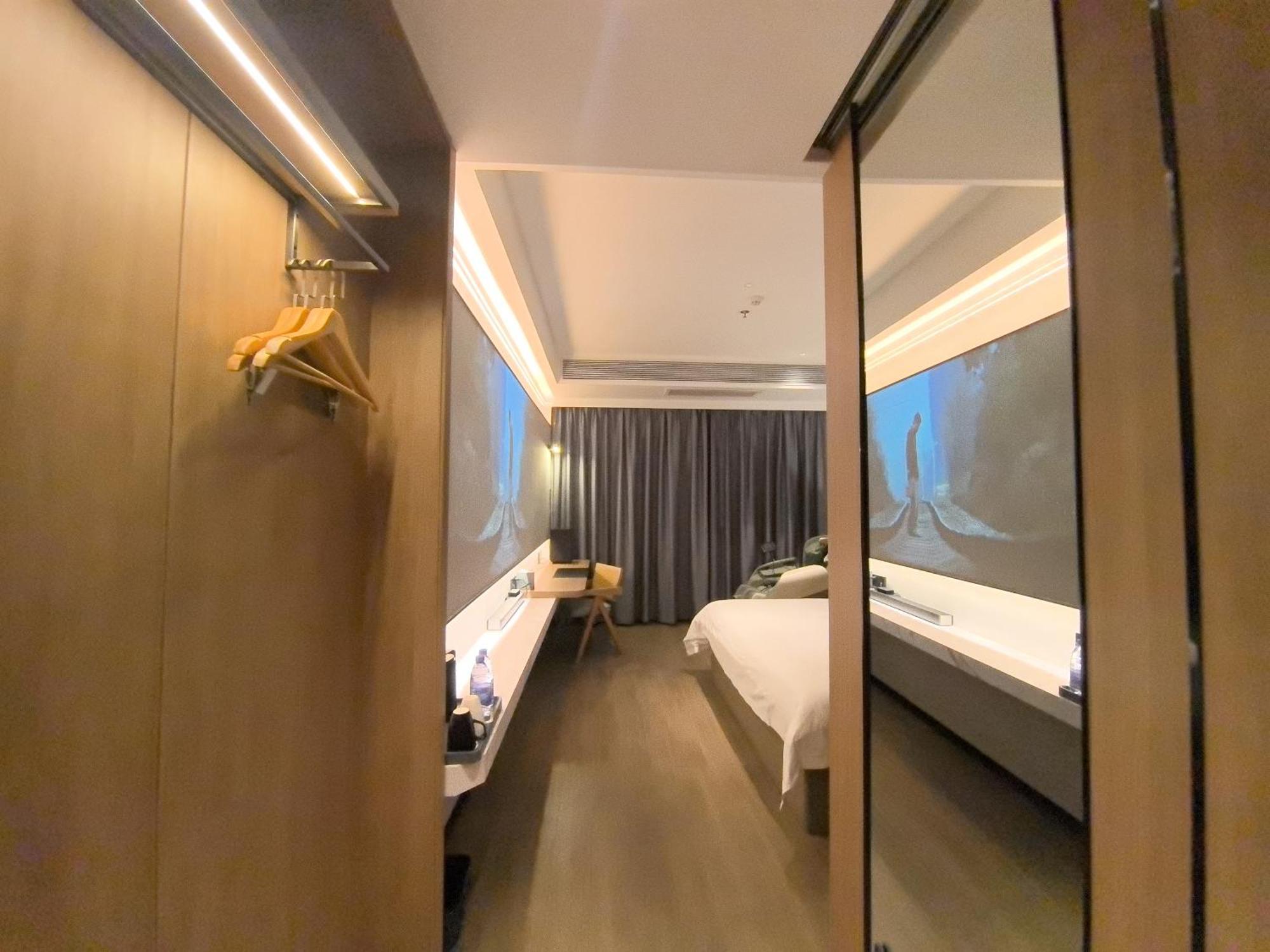Luyue Hotel Movie Hotel Huaqiangbei Convention And Exhibition Center Branch Σενζέν Εξωτερικό φωτογραφία